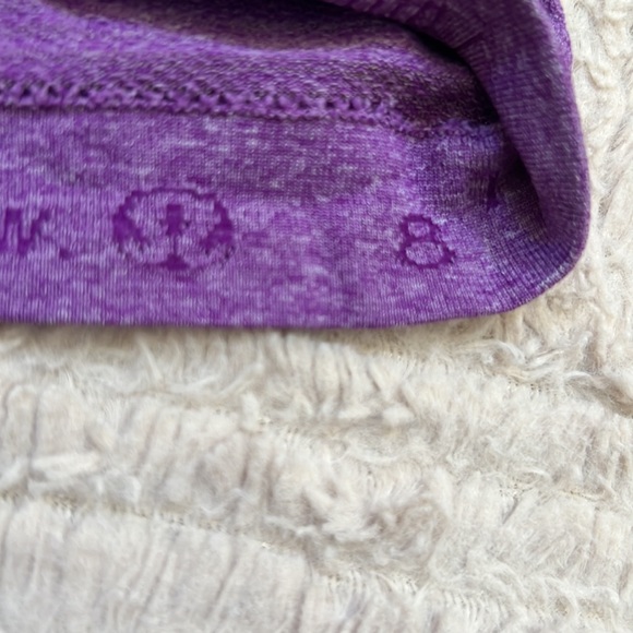 Lululemon Run: Swiftly Tech Long Sleeve Size 8
Tender Violet / Black - Picture 14 of 16